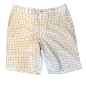 Nicklaus Men's White/Gray Check Golf Shorts, 36